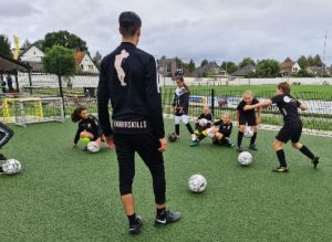 Samirskills-pannavoetbal-clinic-voetbalteam-meiden